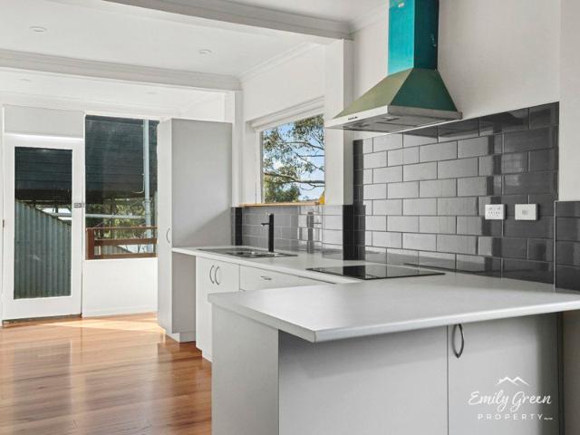 Apartment for rent in Cascades, Hobart