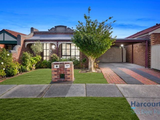 House for sale in Roxburgh Park, Melbourne