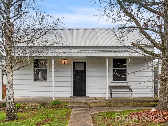 House for rent in Creswick, Shire of Hepburn