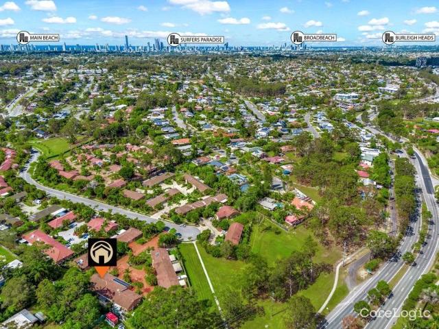 Villa for sale in Ashmore City