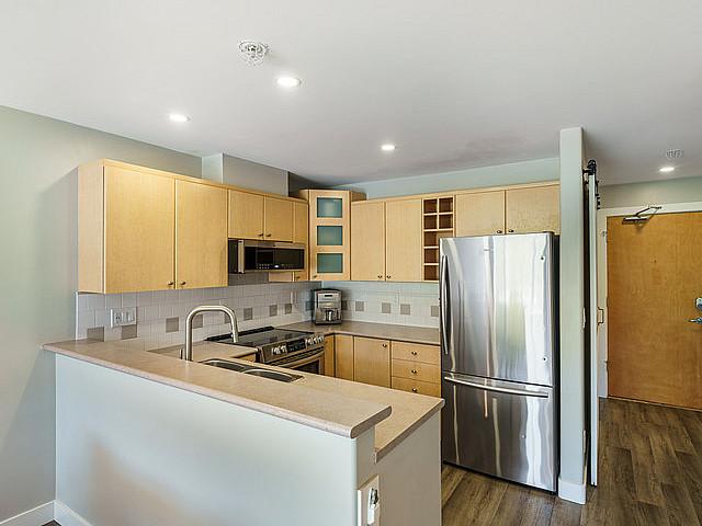 Condo for rent in Port Moody, British Columbia