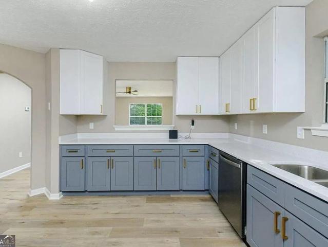Room for rent in Ellenwood, Georgia