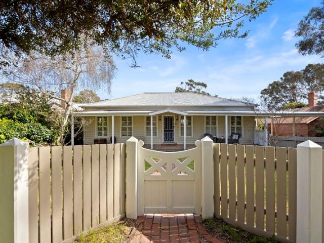 House for rent in Camerons Creek, Victoria