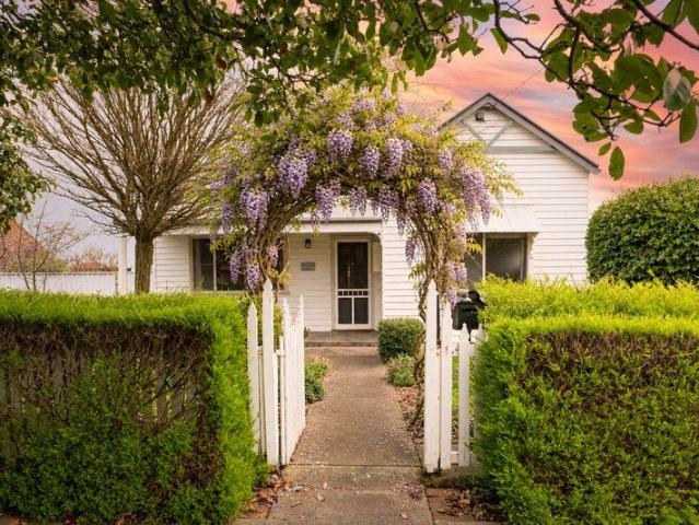House for sale in Hamilton, Shire of Southern Grampians