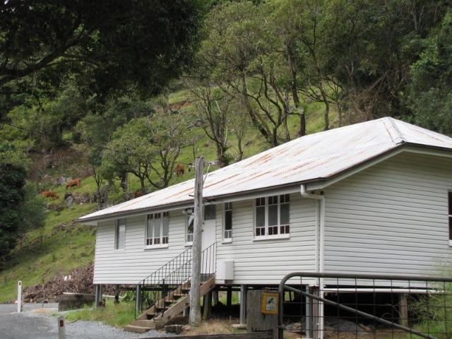 House for rent in Natural Bridge, Gold Coast City