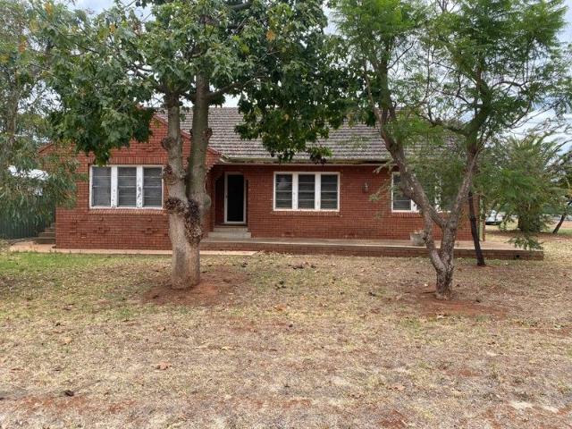 House for sale in Peak Hill, New South Wales