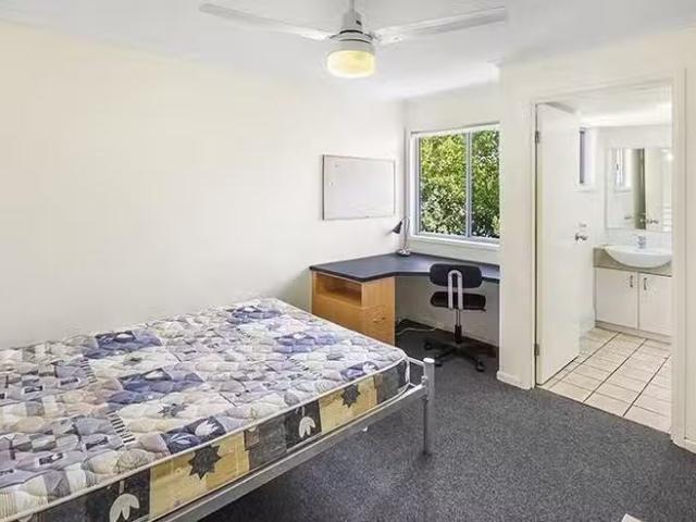 Apartment for rent in Kings Creek, Queensland