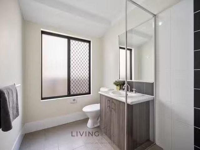 House for rent in St James, Western Australia