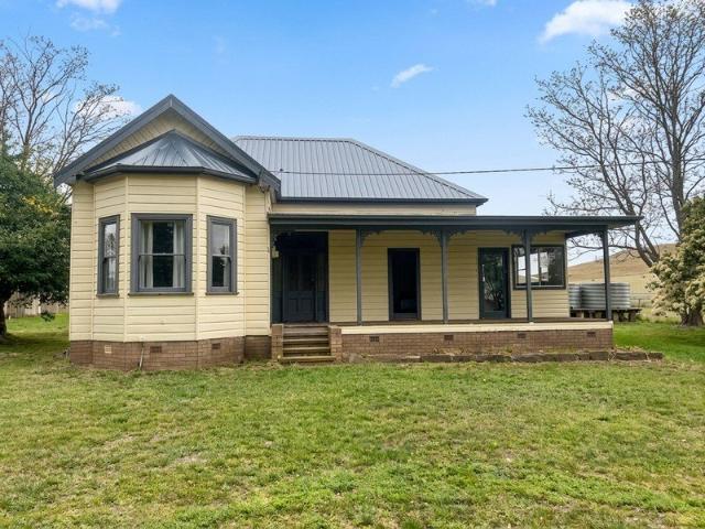 House for rent in Green Hills, Armidale Regional Council