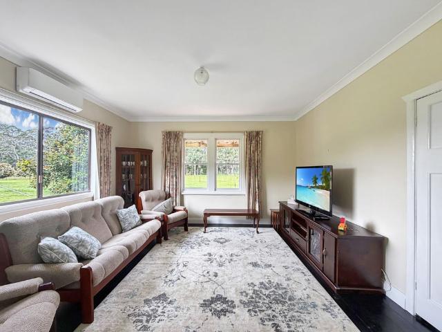House for rent in Victoria