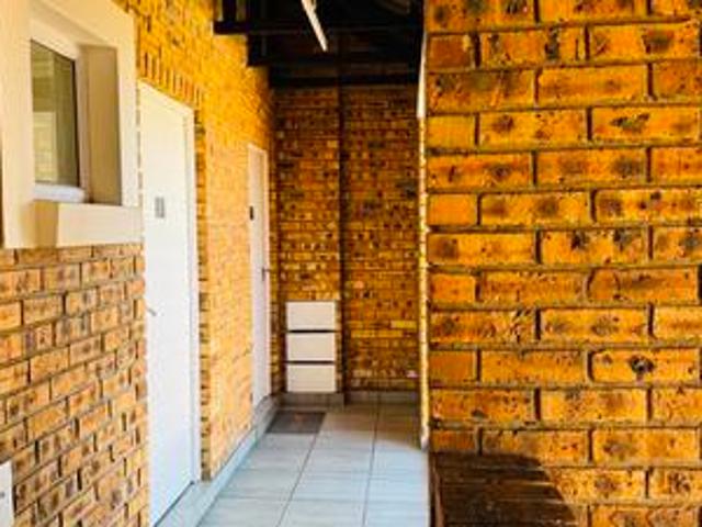Townhouse for sale in Ekurhuleni, Gauteng
