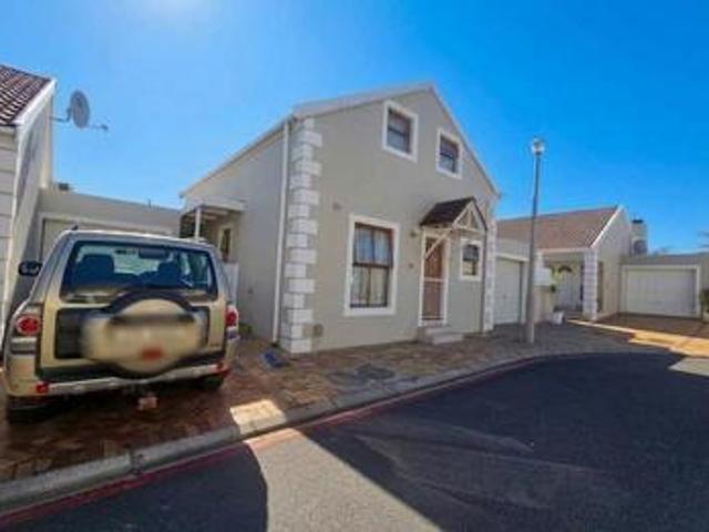 Townhouse for sale in Western Cape
