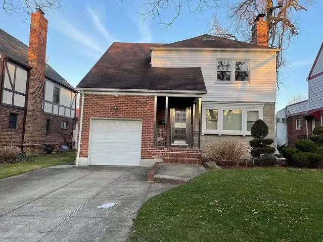 House for rent in Queens, Arverne