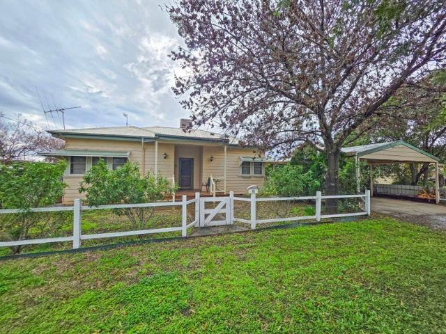 House for sale in Bedgerabong, New South Wales