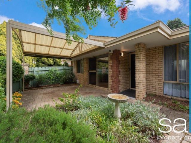 Villa for rent in Kardinya, City of Melville