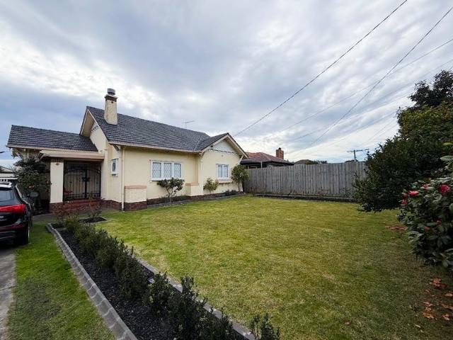 House for rent in Ormond, Melbourne