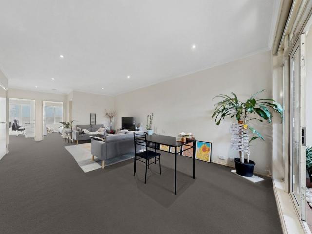 Apartment for rent in Doncaster East, Melbourne
