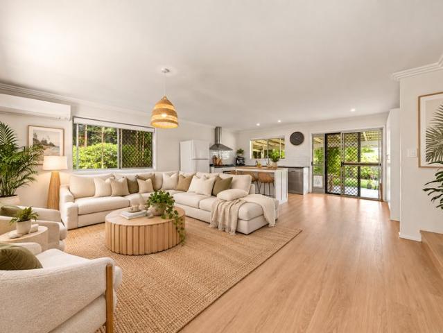 House for sale in Ashmore, Gold Coast City