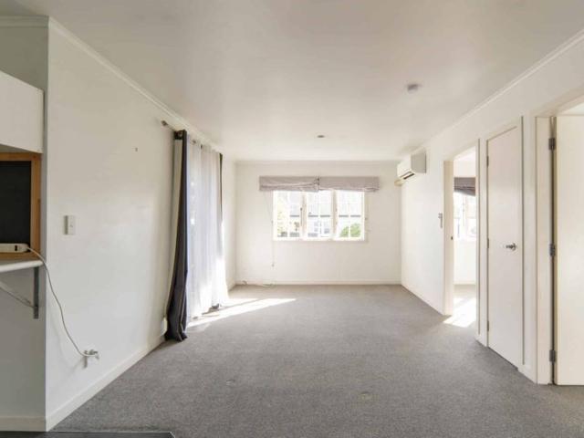House for rent in Hamilton East, Hamilton City