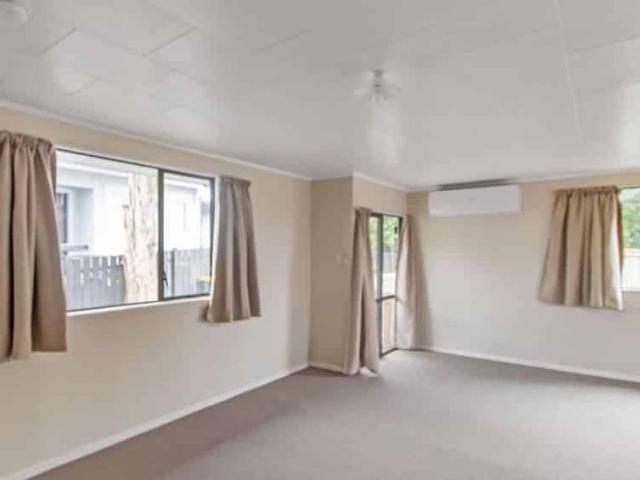 House for rent in Manurewa, Oroua County