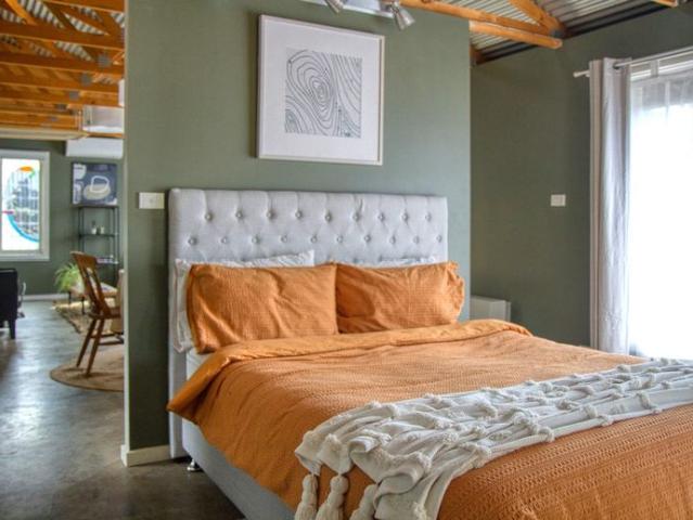 Granny Flat for rent in Daylesford, Victoria