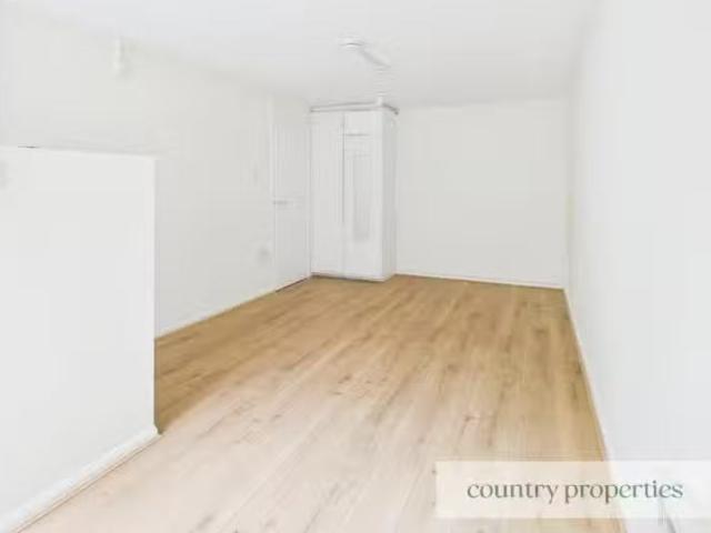 House for rent in Birchwood, Fretherne