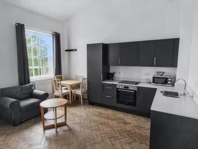 House for rent in Brook Street, Bourne Vale