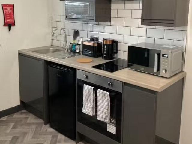 House for rent in Beamhurst, Staffordshire