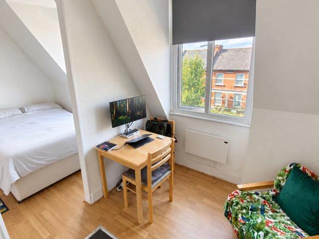 Studio for rent in London Borough of Barnet, Greater London