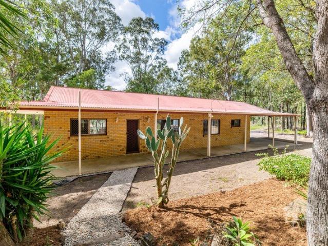 House for rent in Tamborine, Queensland