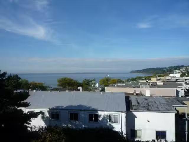 Condo for rent in White Rock, British Columbia