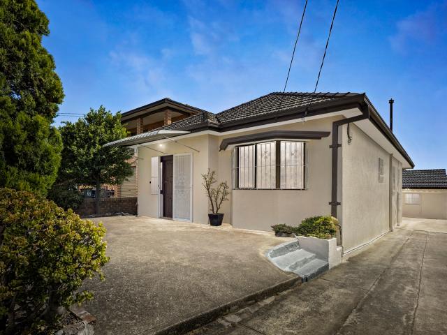House for rent in Burwood