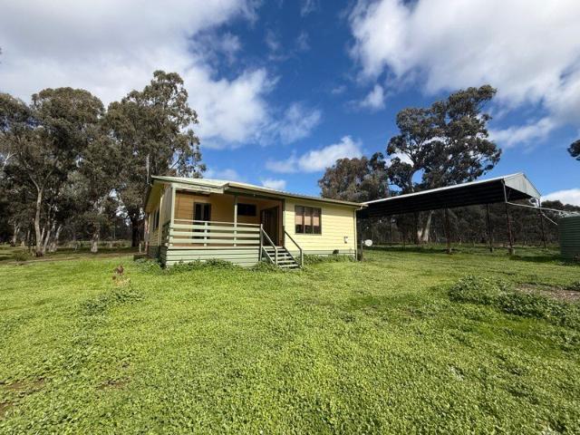 House for rent in Gower, Shire of Mount Alexander