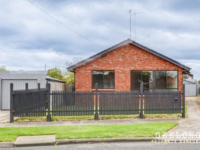 House for rent in Newcomb, Geelong