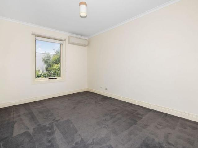 Townhouse for rent in Camerons Creek, Victoria