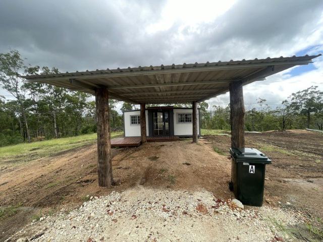 Apartment for rent in Ravensbourne, Queensland