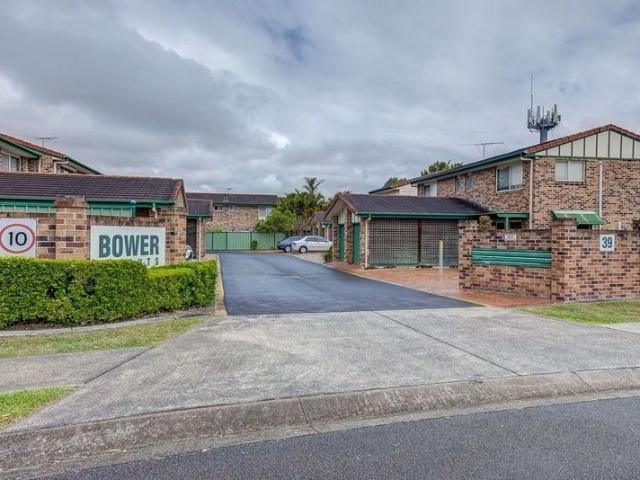 Townhouse for rent in Shailer Park, Greater Brisbane