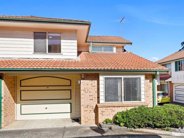 Townhouse for rent in Sydney, New South Wales