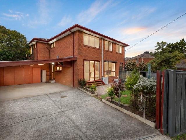 Townhouse for sale in Clayton, Victoria