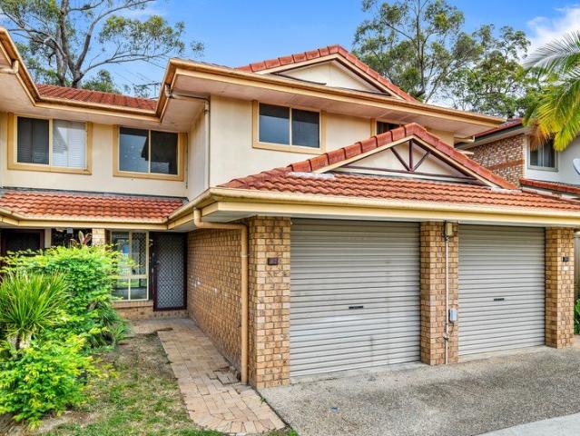 Townhouse for rent in Toombul, Queensland