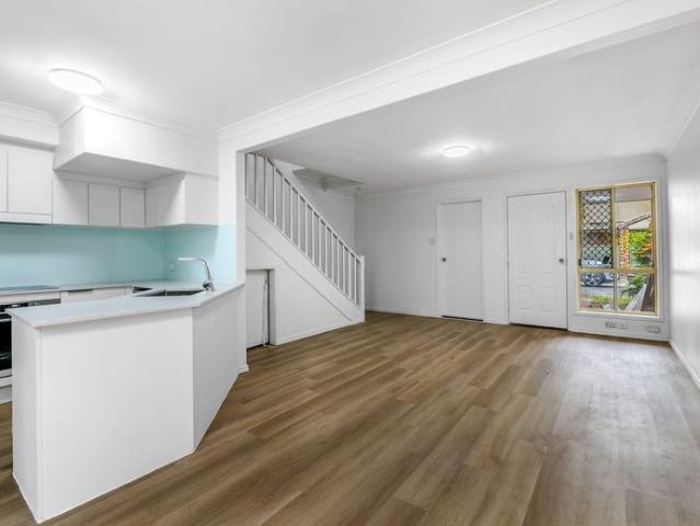 Townhouse for rent in Toombul, Queensland