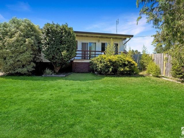 House for rent in Lakes Entrance, Victoria