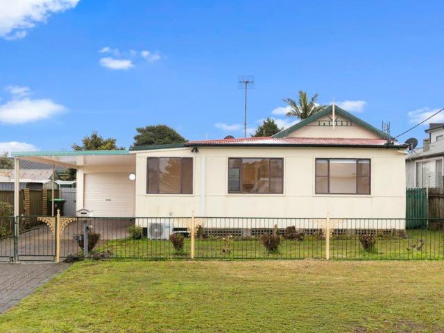 House for rent in The Entrance, New South Wales
