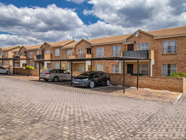Apartment for rent in Lazer Park, Roodepoort