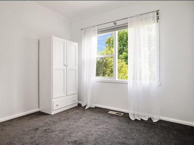 House for rent in Croydon, Melbourne
