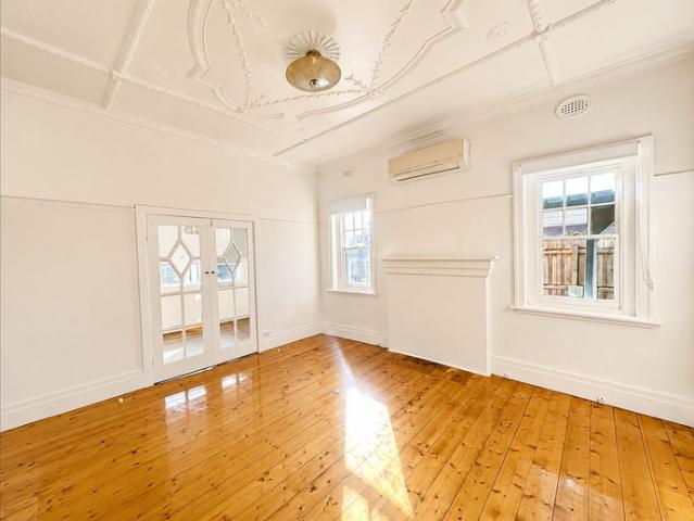 House for rent in Mentone, Melbourne