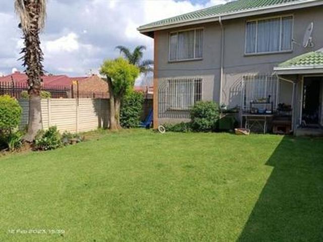 Townhouse for sale in Ekurhuleni, Gauteng