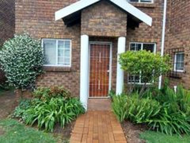 Townhouse for sale in Ekurhuleni, Gauteng