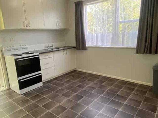 Townhouse for rent in Pauatahanui, Wellington