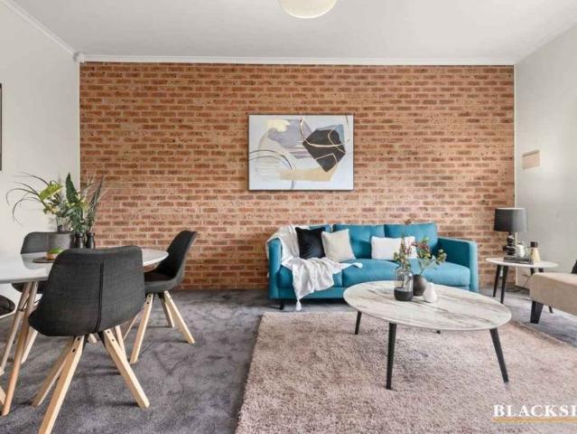 Townhouse for rent in Woden, Australian Capital Territory